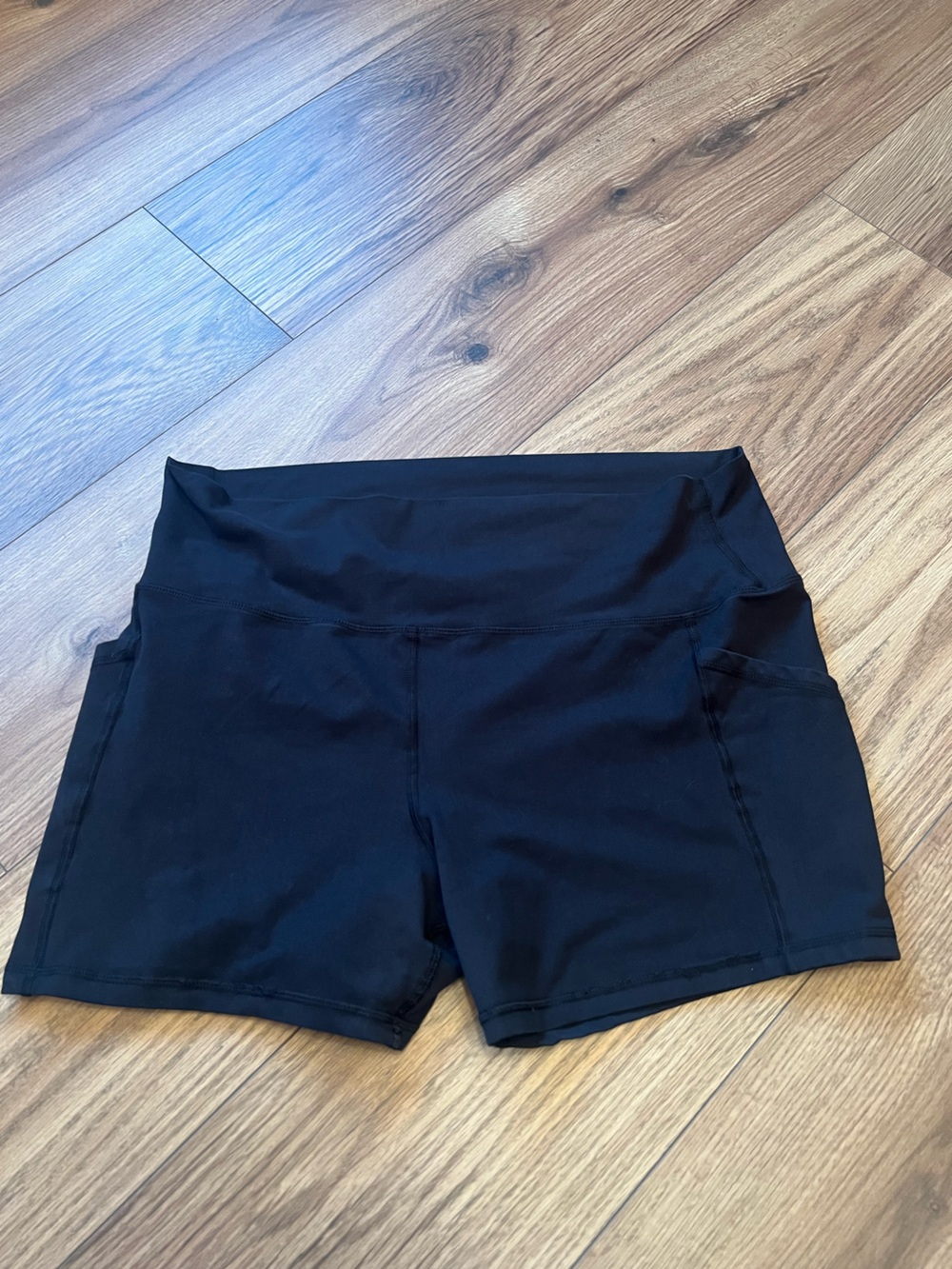 OFFLINE by Aerie Black High Waisted Pocket Bike Shorts Workout Athletic Size L